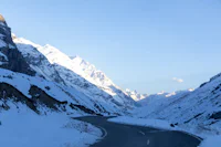 Rohtang Pass vs Atal Tunnel: Which Route Should You Take?